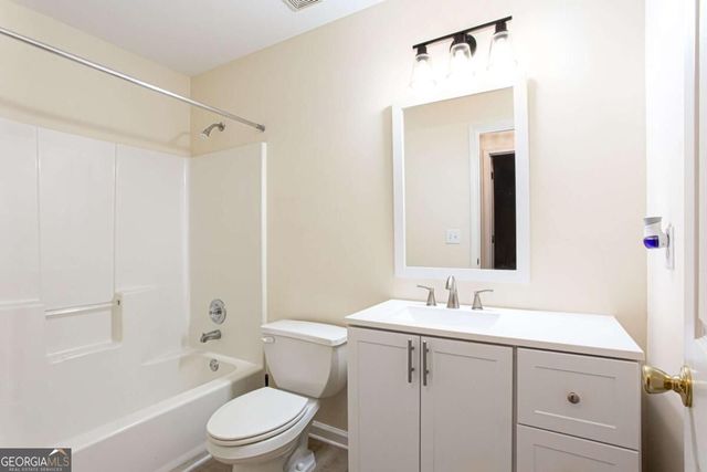 885 Rose Brook Drive, Lawrenceville, GA 30045
