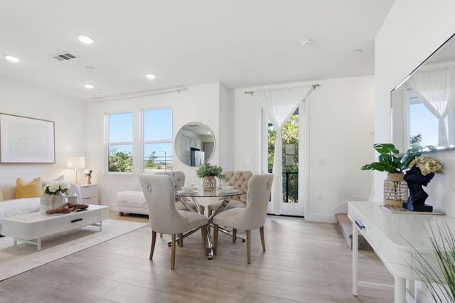 910 E Duane Avenue 5, Sunnyvale, CA 94085