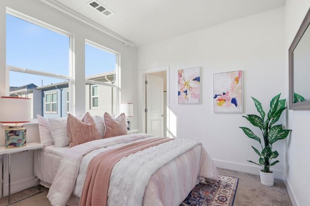 910 E Duane Avenue 5, Sunnyvale, CA 94085