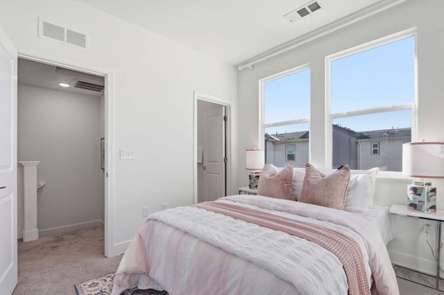 910 E Duane Avenue 5, Sunnyvale, CA 94085