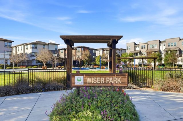 910 E Duane Avenue 5, Sunnyvale, CA 94085