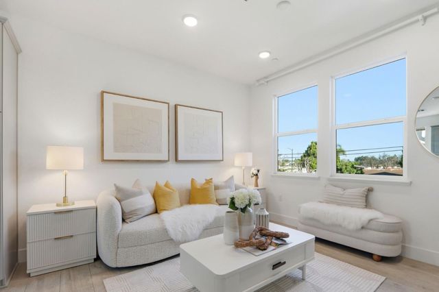 910 E Duane Avenue 5, Sunnyvale, CA 94085