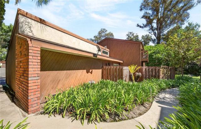 9440 Friendly Woods Lane, Whittier, CA 90605