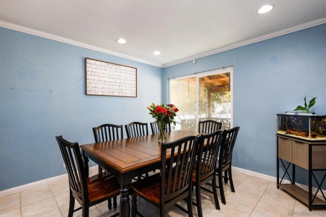 8301 Blossom Hill Dr, Lemon Grove, CA 91945