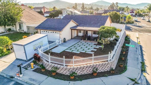 8301 Blossom Hill Dr, Lemon Grove, CA 91945