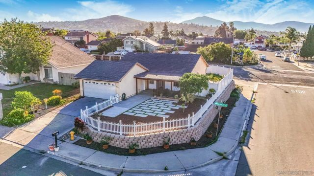 8301 Blossom Hill Dr, Lemon Grove, CA 91945