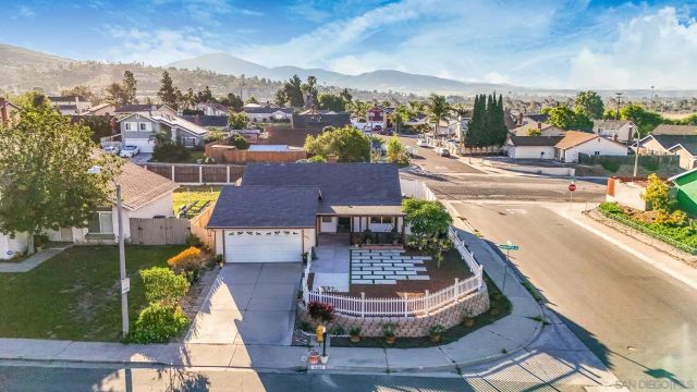 8301 Blossom Hill Dr, Lemon Grove, CA 91945