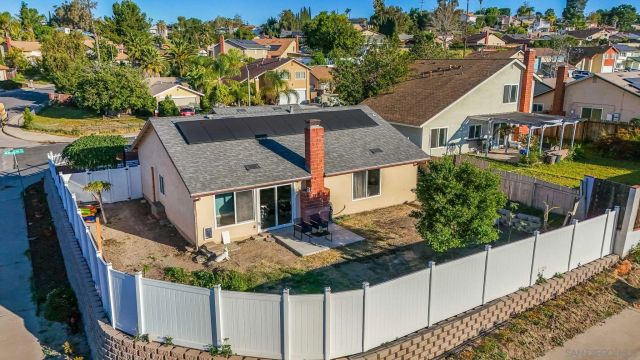 8301 Blossom Hill Dr, Lemon Grove, CA 91945