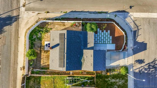 8301 Blossom Hill Dr, Lemon Grove, CA 91945