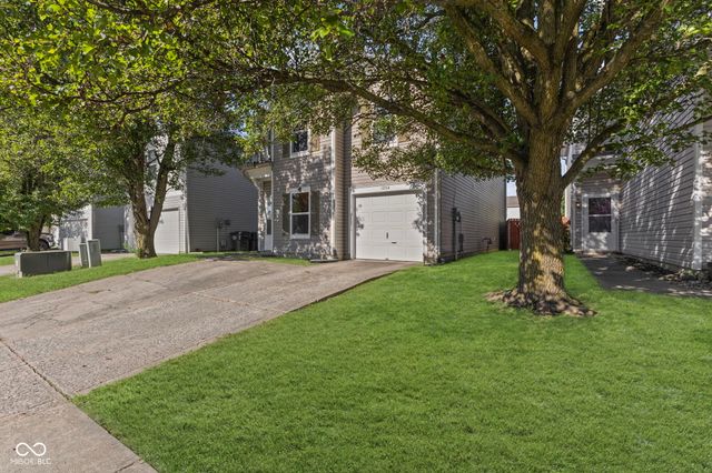 1254 Kenwood Drive, Greenwood, IN 46143