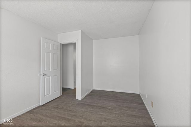 1254 Kenwood Drive, Greenwood, IN 46143