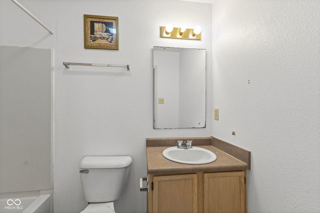 1254 Kenwood Drive, Greenwood, IN 46143