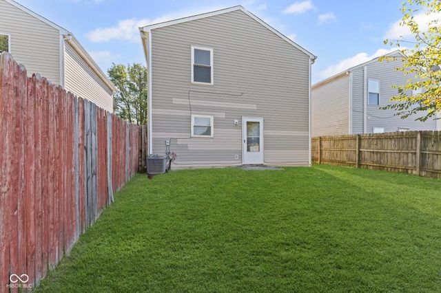 1254 Kenwood Drive, Greenwood, IN 46143