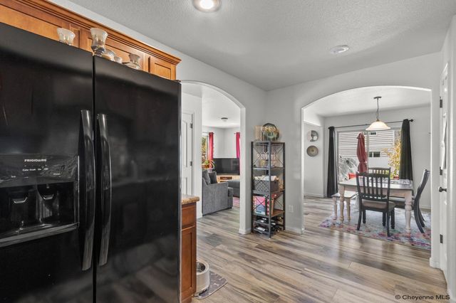 3808 SADDLE RIDGE TR, Cheyenne, WY 82001
