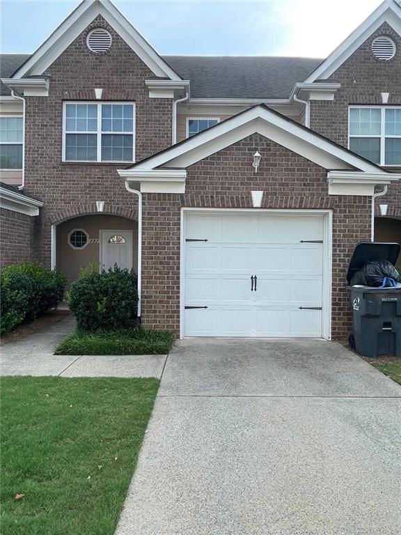282 Village Drive, Loganville, GA 30052