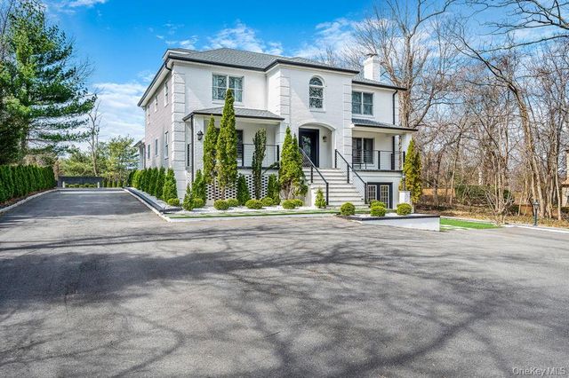 68 Fort Salonga Road, Northport, NY 11768