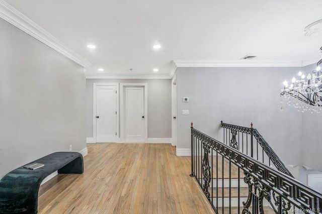 68 Fort Salonga Road, Northport, NY 11768