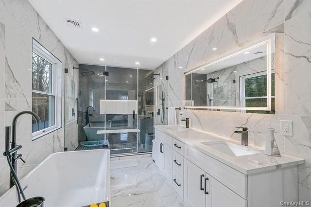 68 Fort Salonga Road, Northport, NY 11768