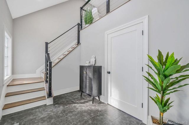 68 Fort Salonga Road, Northport, NY 11768