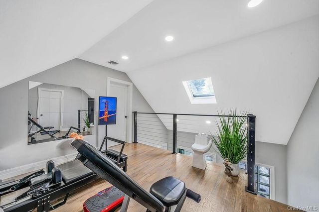 68 Fort Salonga Road, Northport, NY 11768