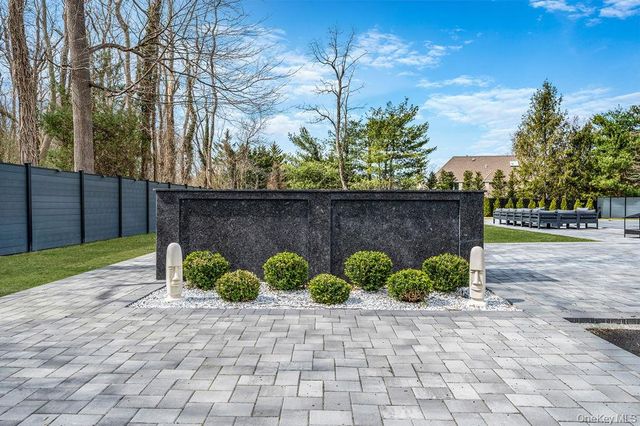 68 Fort Salonga Road, Northport, NY 11768