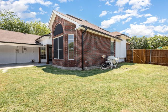 4610 Clay Drive, Rowlett, TX 75088