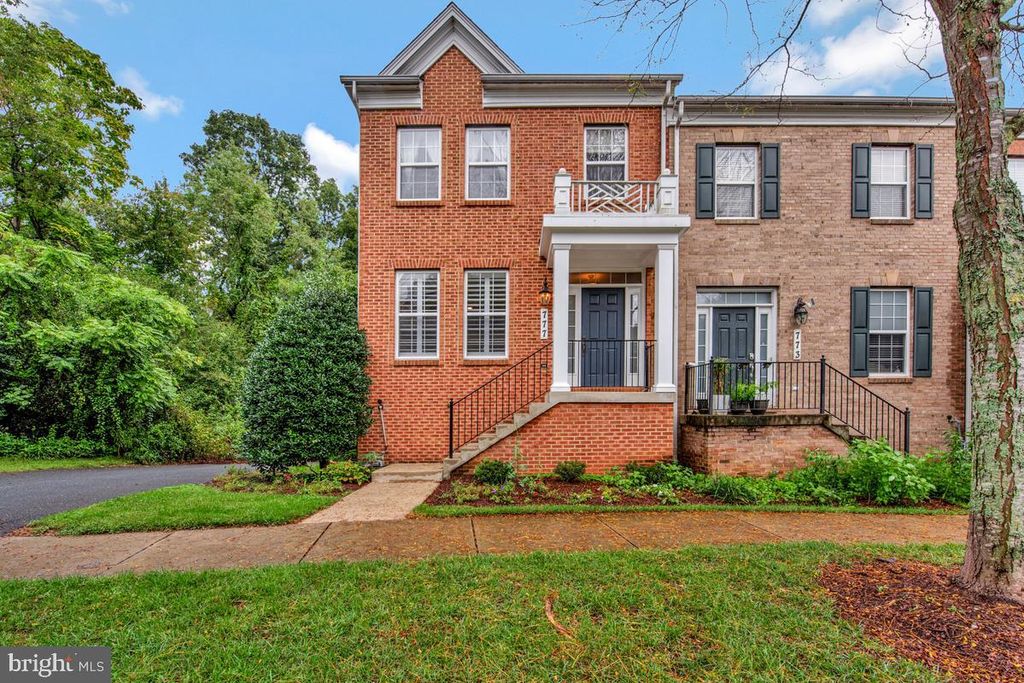 777 RAVEN AVE, Gaithersburg, MD 20877