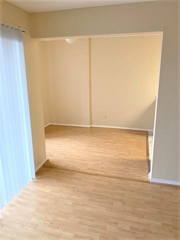 32 Shrewsbury Green Dr J, Shrewsbury, MA 01545