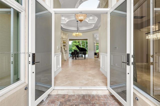 10291 Sweet Bay Street, Plantation, FL 33324