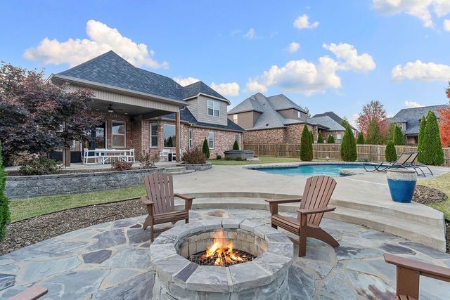 504 NE Green Creek Road, Bentonville, AR 72712