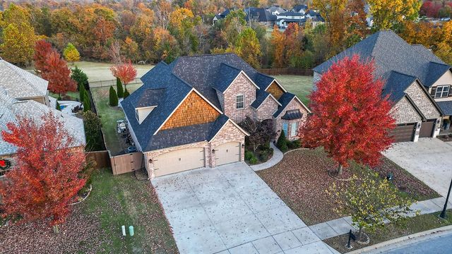 504 NE Green Creek Road, Bentonville, AR 72712