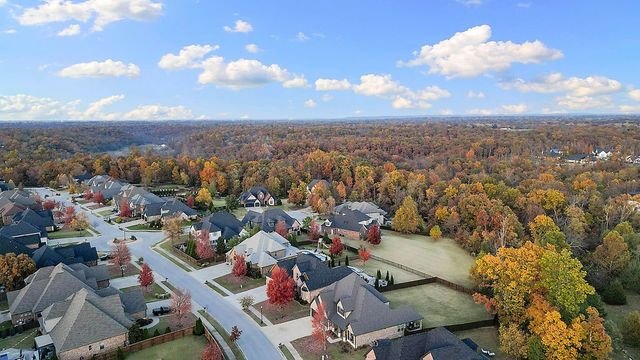 504 NE Green Creek Road, Bentonville, AR 72712