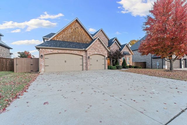 504 NE Green Creek Road, Bentonville, AR 72712