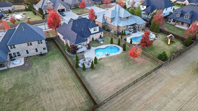 504 NE Green Creek Road, Bentonville, AR 72712