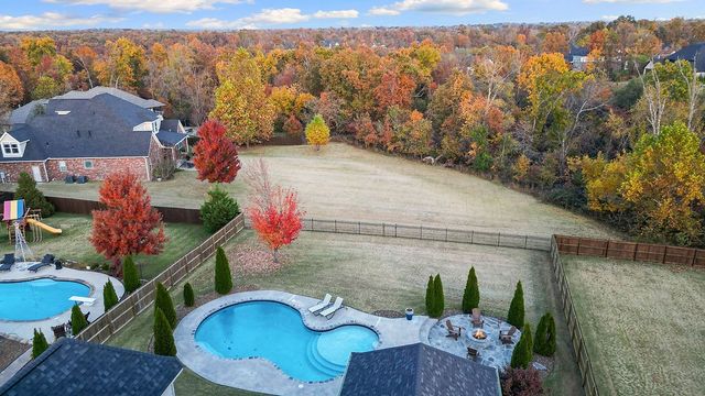 504 NE Green Creek Road, Bentonville, AR 72712