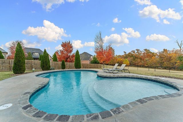 504 NE Green Creek Road, Bentonville, AR 72712