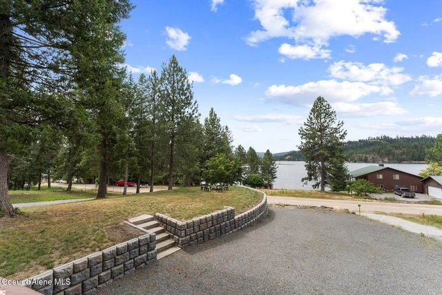 176 Swan Shores Dr, Sagle, ID 83860