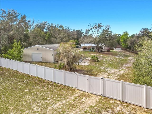 42316 POND VIEW LANE, Deland, FL 32720