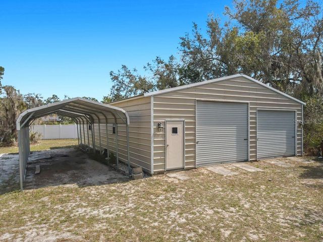 42316 POND VIEW LANE, Deland, FL 32720