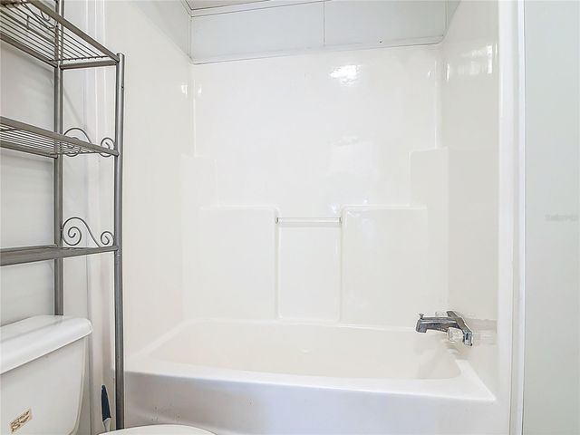 42316 POND VIEW LANE, Deland, FL 32720