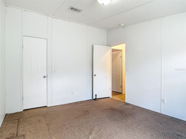 42316 POND VIEW LANE, Deland, FL 32720