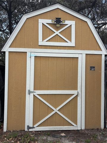 42316 POND VIEW LANE, Deland, FL 32720