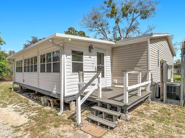 42316 POND VIEW LANE, Deland, FL 32720