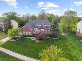 23498 Prescott Lane W, Lyon Charter Township, MI 48178