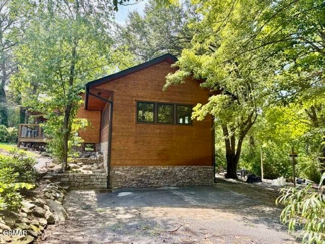 139 Martha McCarter Road, Gatlinburg, TN 37738