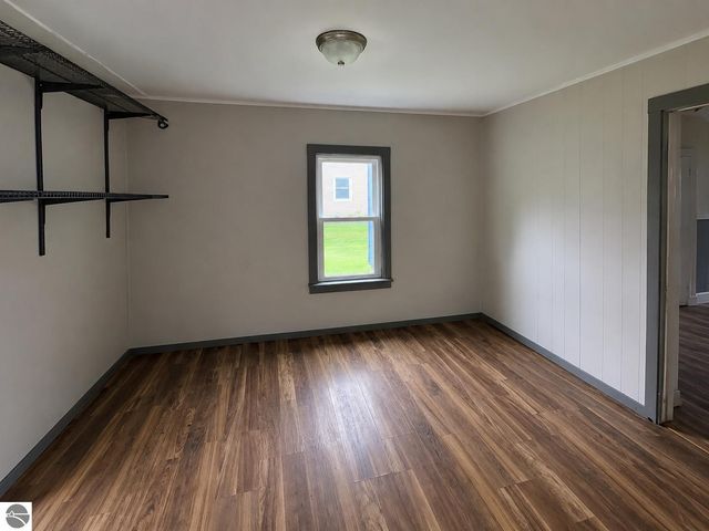 125 N Chippewa, Shepherd, MI 48883