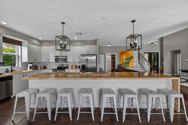 791 SW 191st Avenue, Pembroke Pines, FL 33029