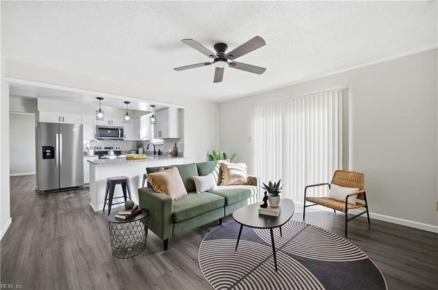 1712 Minnows CT, Virginia Beach, VA 23456