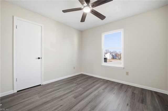 1712 Minnows CT, Virginia Beach, VA 23456