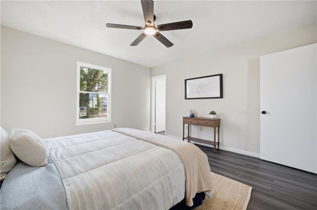 1712 Minnows CT, Virginia Beach, VA 23456